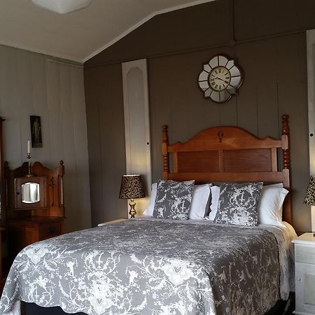 Bedrock Lodge 포트 놀러스 외부 사진