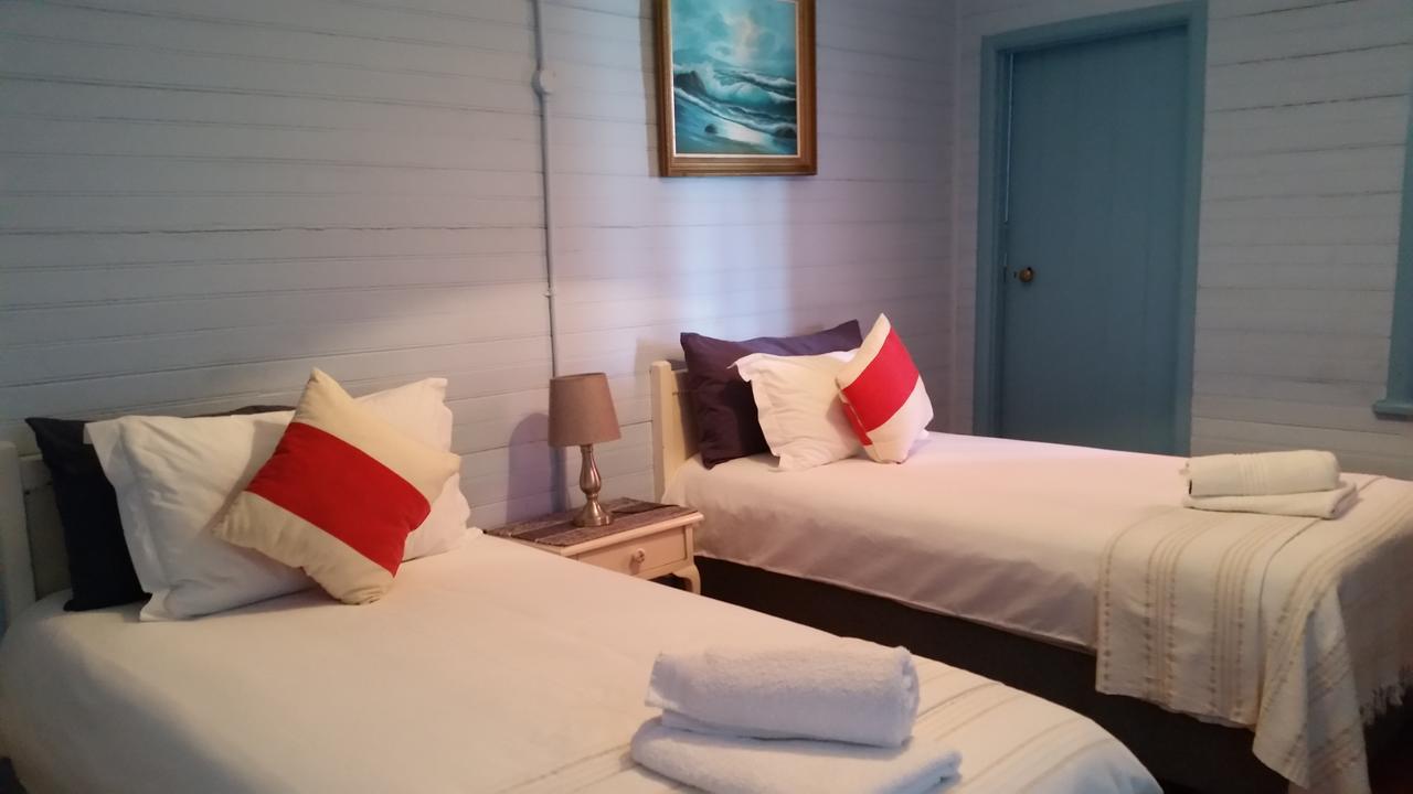Bedrock Lodge 포트 놀러스 외부 사진