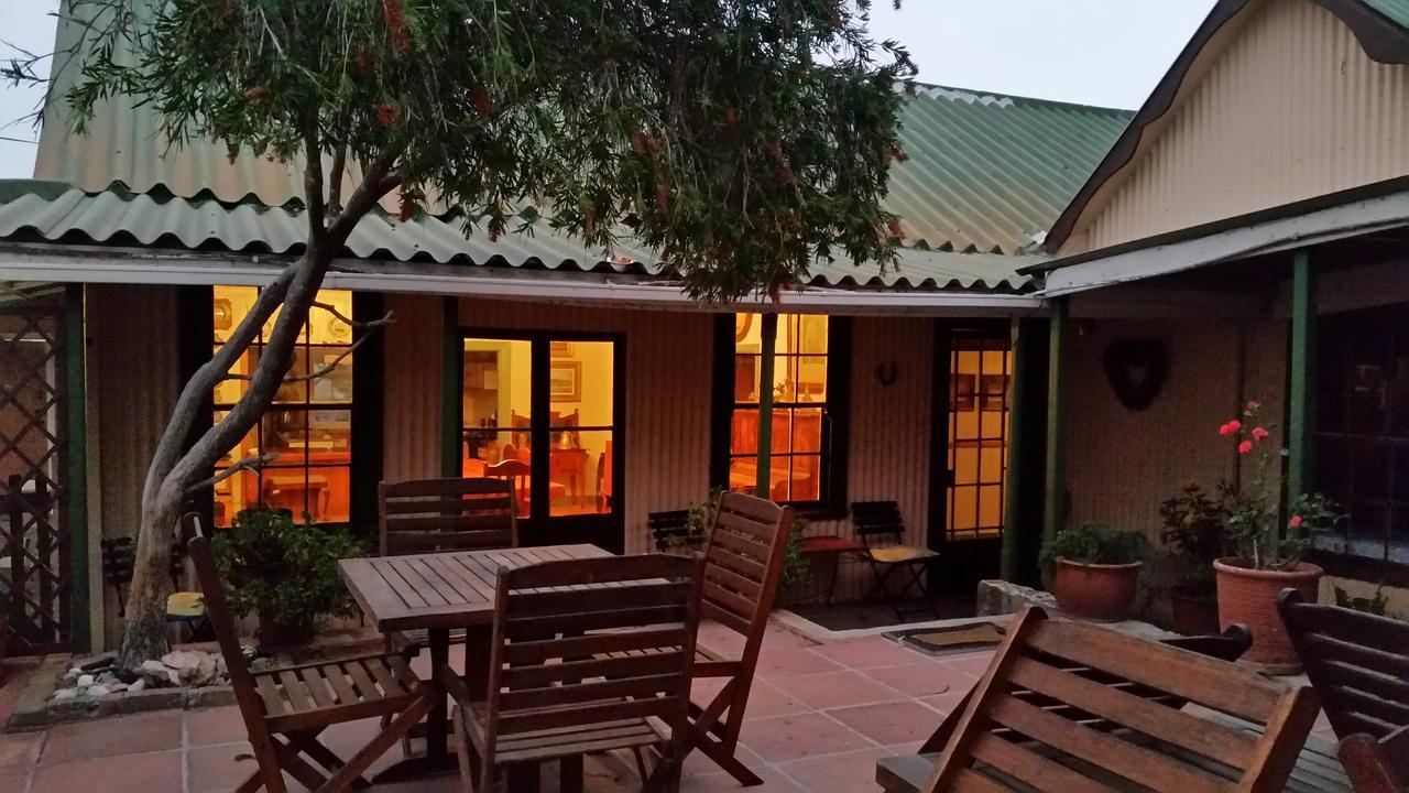 Bedrock Lodge 포트 놀러스 외부 사진