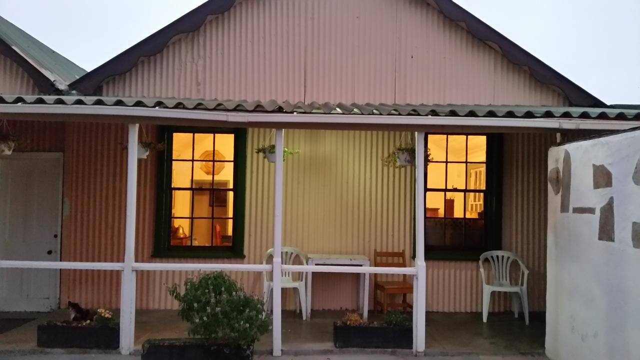 Bedrock Lodge 포트 놀러스 외부 사진